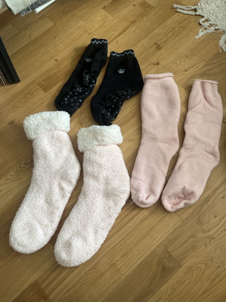 Calze: Lot chaussettes – Usato da Le Locle venduto da Mayd_h