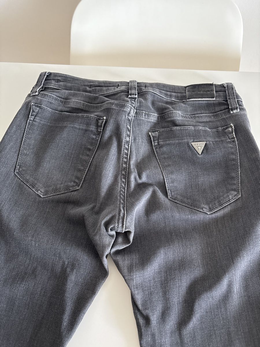 Guess Jeans: GUESS Hose Gr. 26 – Usato da Herisau venduto da sen_8w8b 3