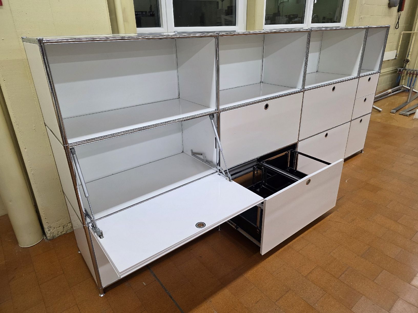 System4 Scaffali: Designer Regal Quadro / System4 – Usato da Lichtensteig venduto da Polsterwerk 3