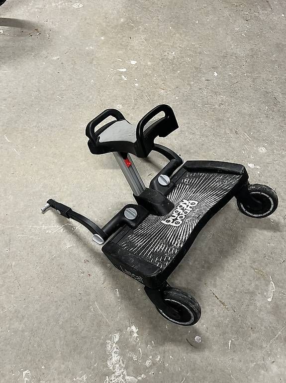 Accessoires pour poussettes: Lascar BuggyBoard Maxi  – D'occasion à St-Sulpice par gigenx