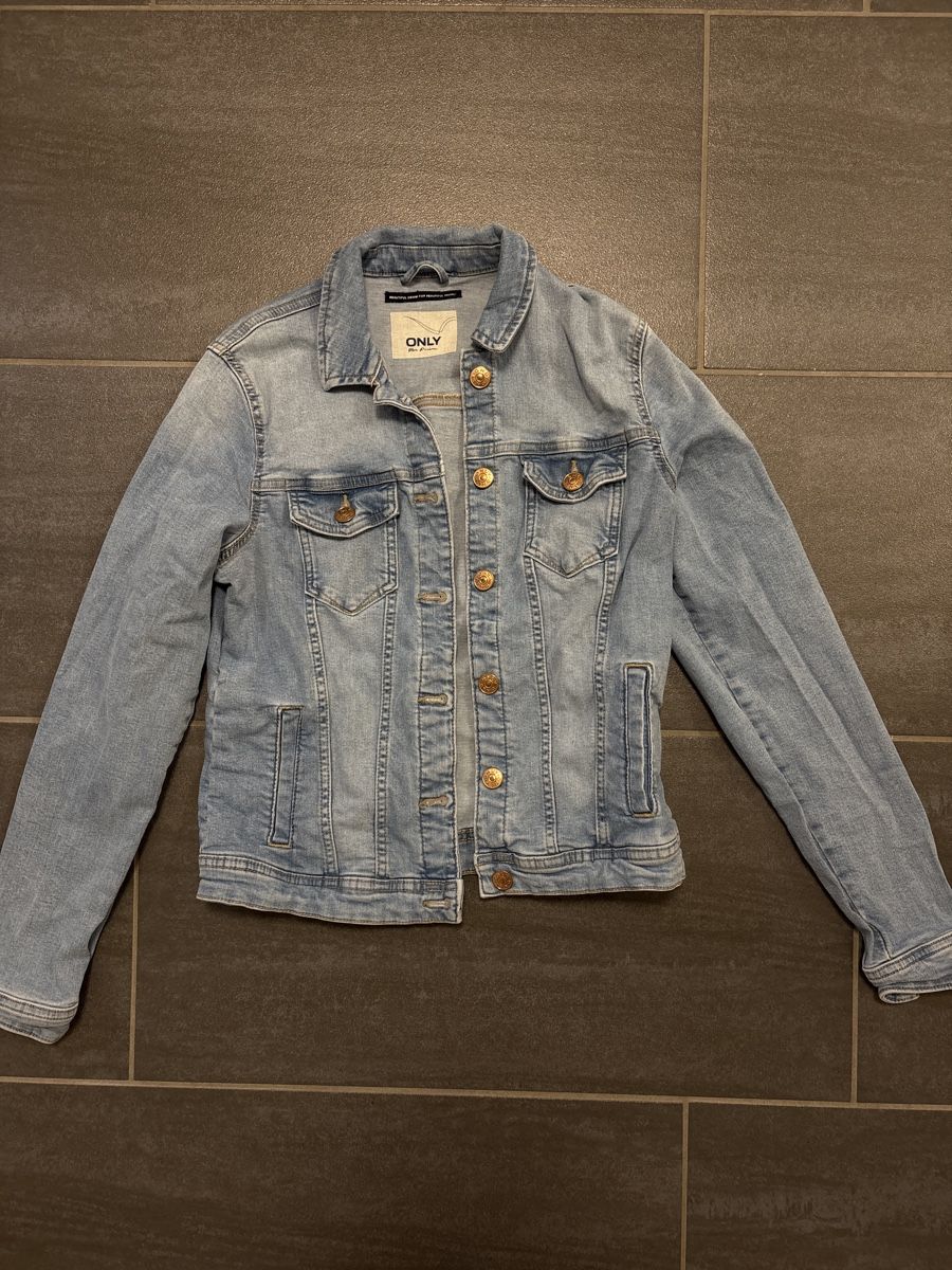Only Giacche: ONLY Jeansjacke 38 – Usato da Rümlang venduto da svent 1