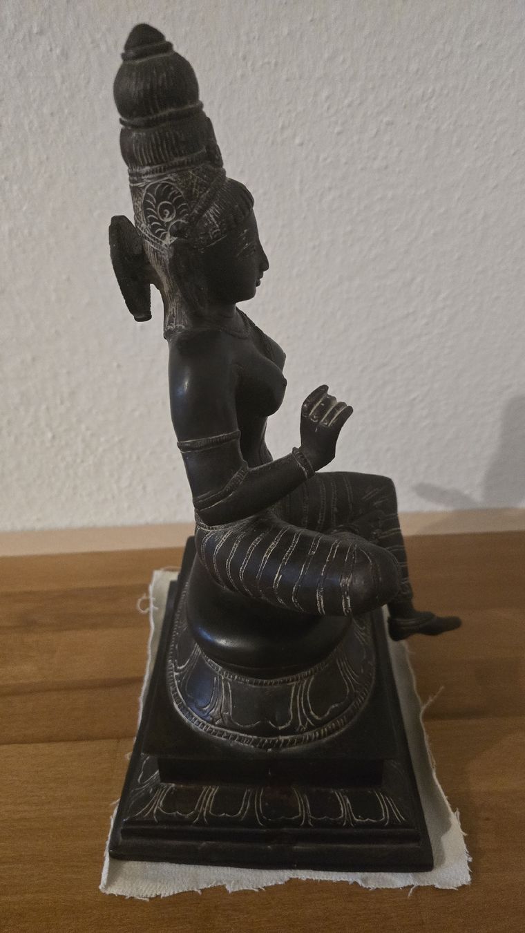 Sculture & Statue: Bronzestatue Devi Uma (Parvati) 33 cm hoch – Usato da Zürich venduto da rolf290 2
