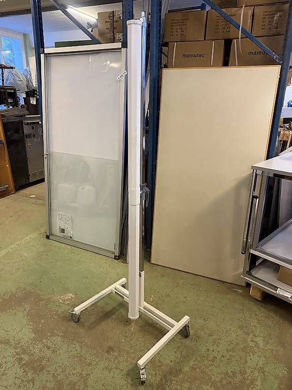 Leinwände: mobiler Beamer Leinwand 175 x 175cm – Gebraucht aus Necker von liq24 1