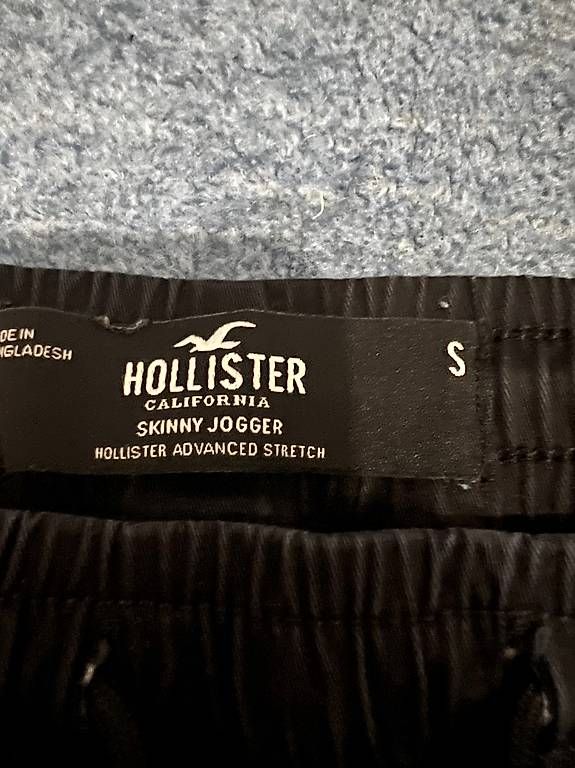 Pantaloni: Stoffhosen von Hollister Gr. S – Usato da Zuerich venduto da Am81 1