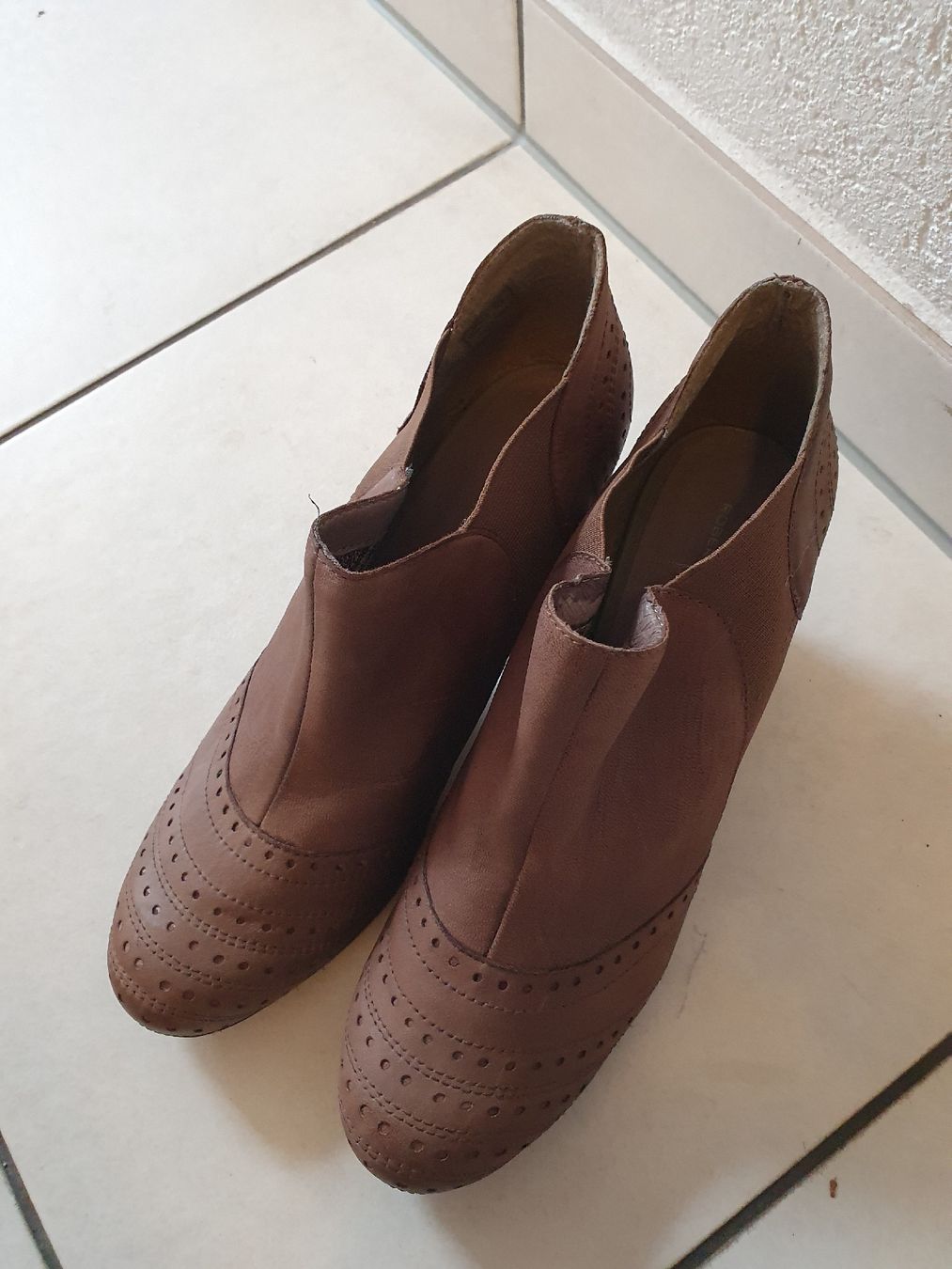 Roberto Santi Scarpe da donna: Stiefeletten ROBERTO SANTI, 41 – Usato da Burgdorf venduto da Hodel1 1
