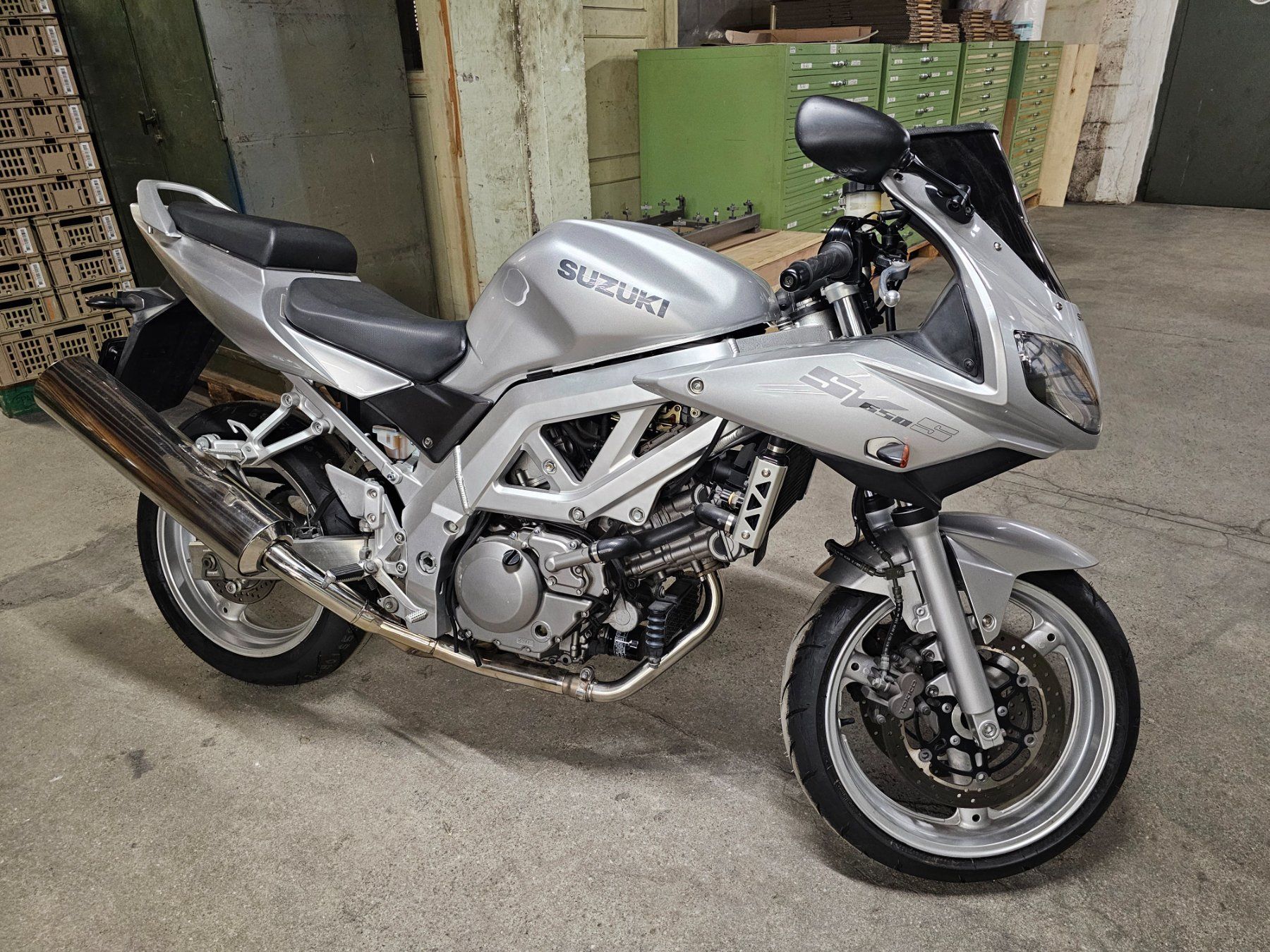Suzuki Strada: Suzuki SV 650 S – Usato da Salvenach venduto da Hayadriver 1