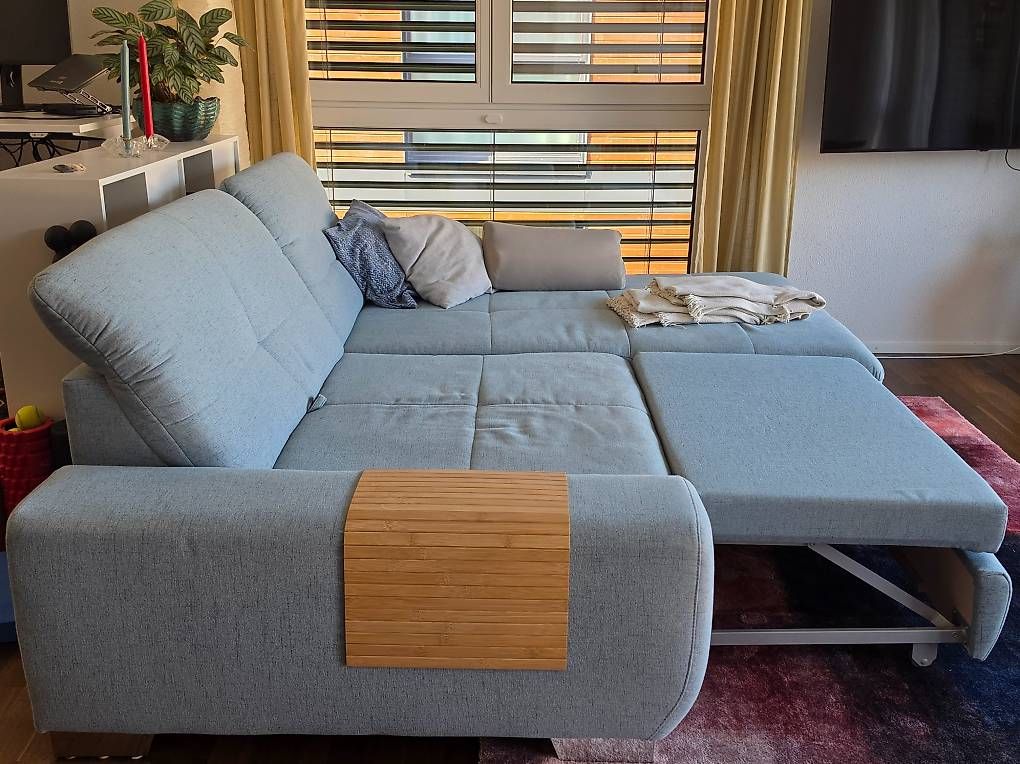 Sofas: Polstergruppe mit Bettsofa- hellgrau-blau stilvoll gemütlich – D'occasion à Steckborn par ajg_y9wb 4