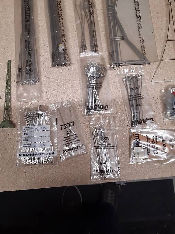 Modellini di ferrovie: Märklin Eisenbahn Material – Usato da Belp venduto da Weyerar 2