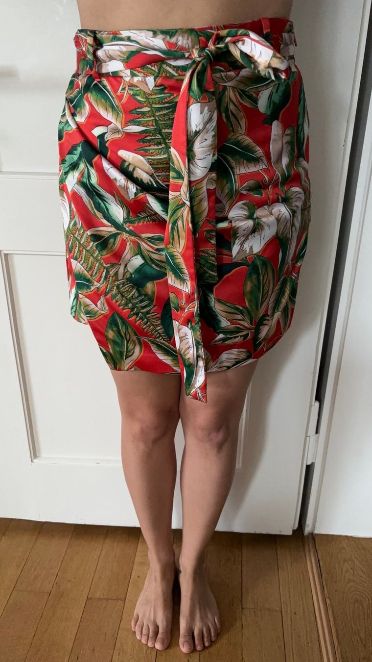 Mango Gonne: Colourful Skirt Mango Suit – Usato da Zürich venduto da jas_5mwh 1