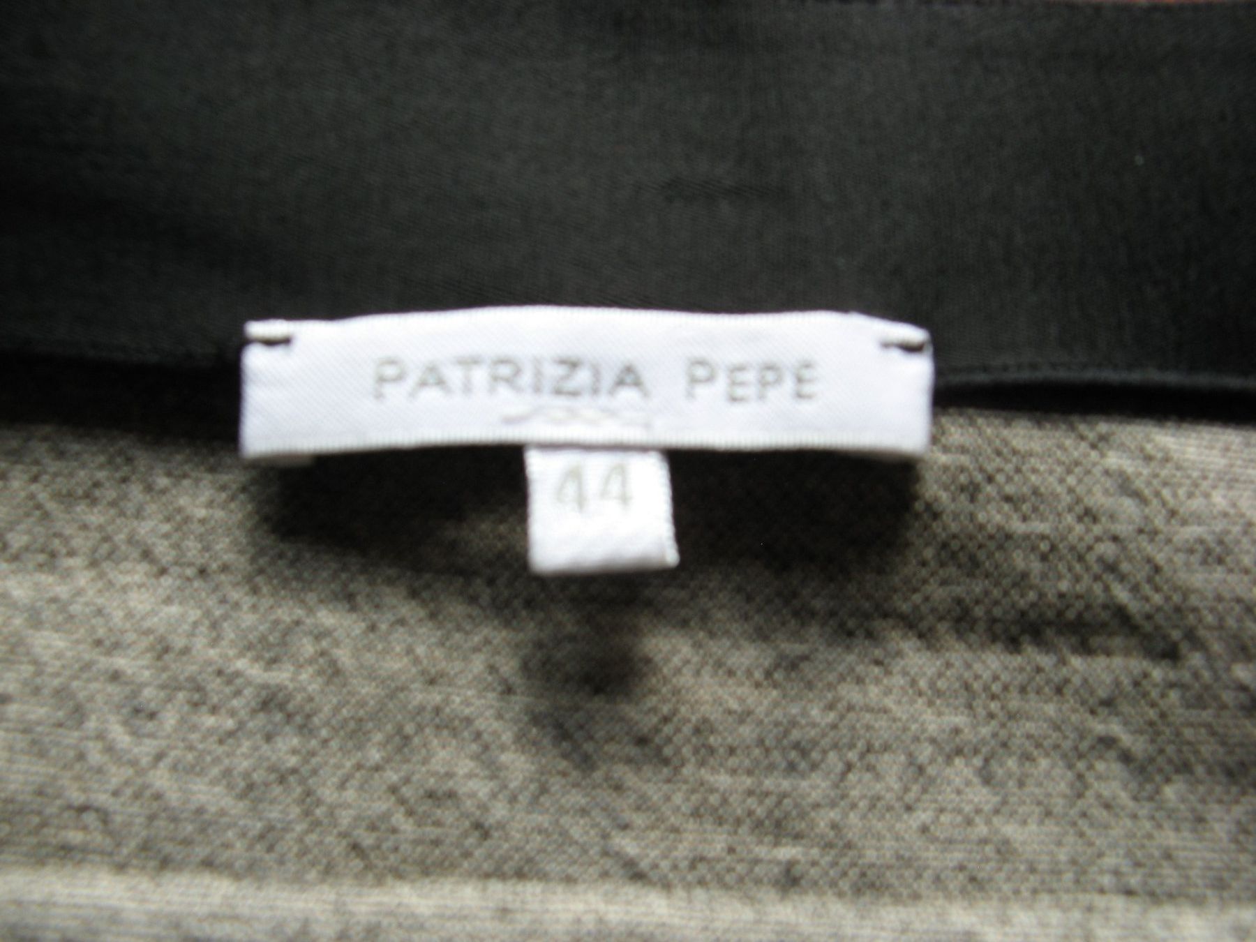 Patrizia Pepe Gonne: Jupe Patrizia Pepe Gr. 38 – Usato da Zürich venduto da apil 4