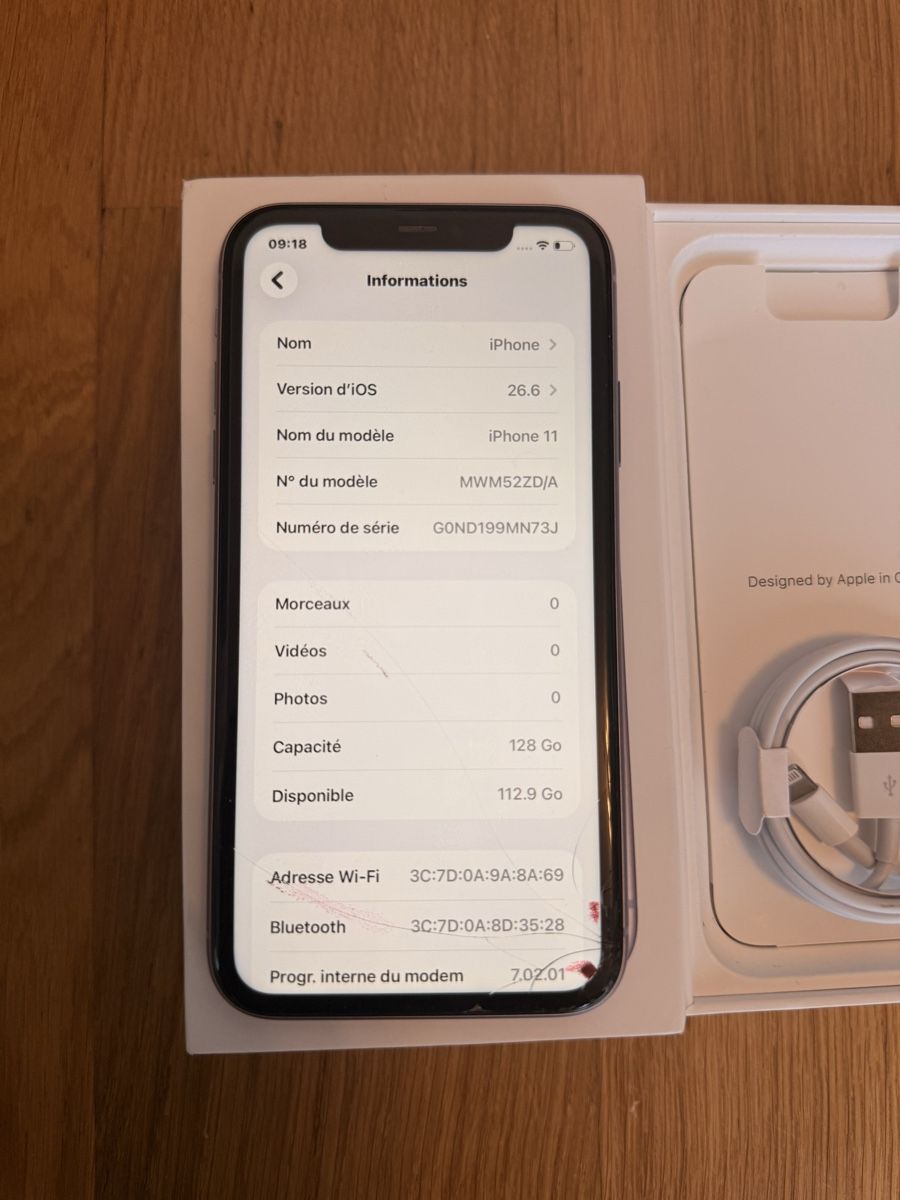 Apple Telefoni cellulari / Smartphones: iPhone 11 128 Go violet avec accessoires des 1.- – Difettoso da Lausanne venduto da Piko-piko 4