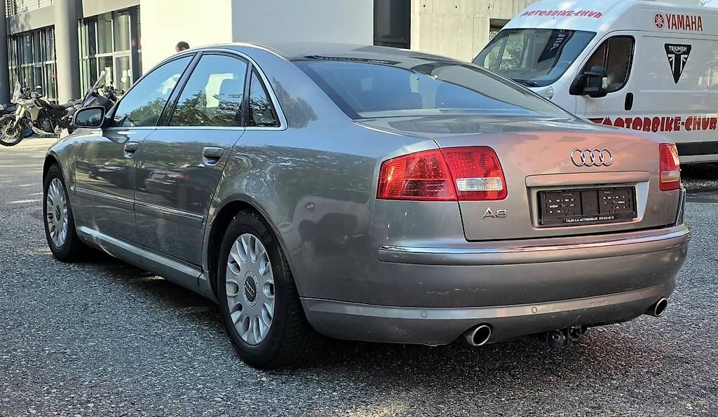 Automobili: Audi A8 4.2 V8 quattro tiptronic  – Usato da Heiligkreuz (Mels) venduto da Beyond-Auto 8