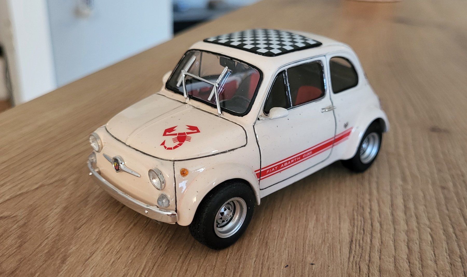 Tamiya Modellini d'auto: Fiat 500 Abarth 695 SS – Nuovo (secondo la descrizione) da Bottenwil venduto da Toyscout 1