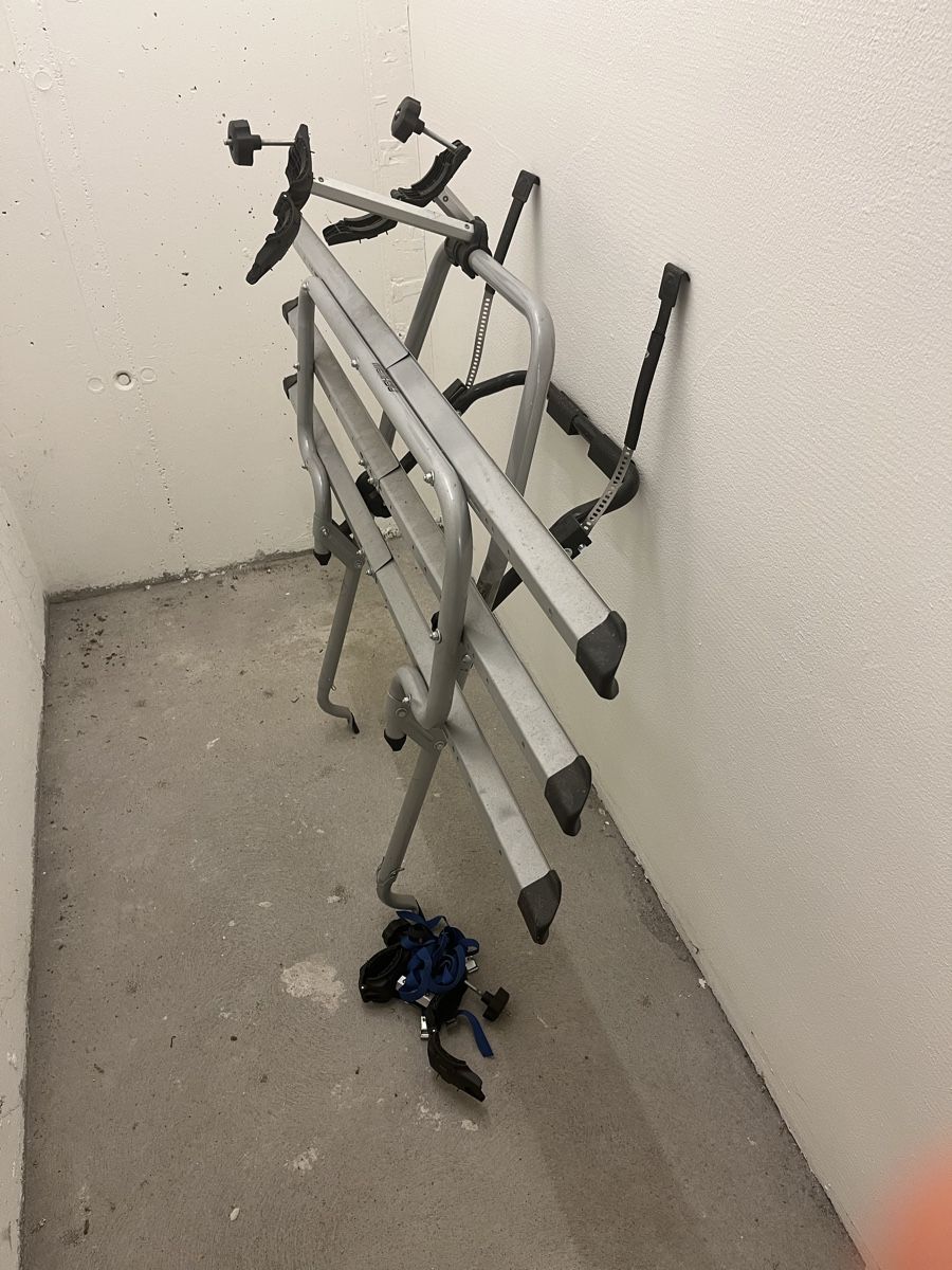 Supporti per biciclette: Fahrradträger Menabo Logic 3 – Usato da Birmenstorf AG venduto da Pischti