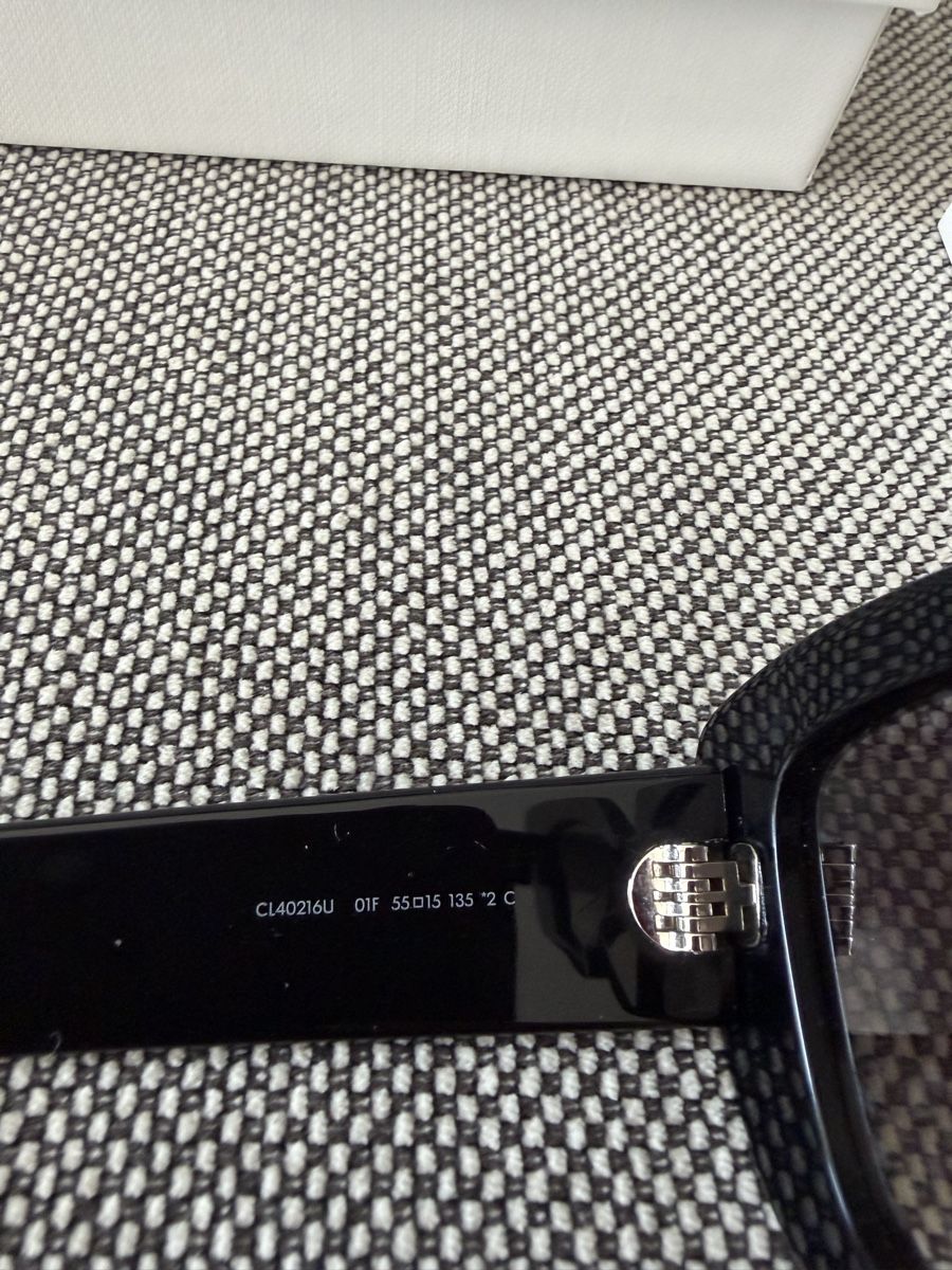 Celine Lunettes & Verres: Original Celine Triomphe Sunglasses zu verkaufen – Neuf (Voir description) à Dübendorf par ann_h5gs 4