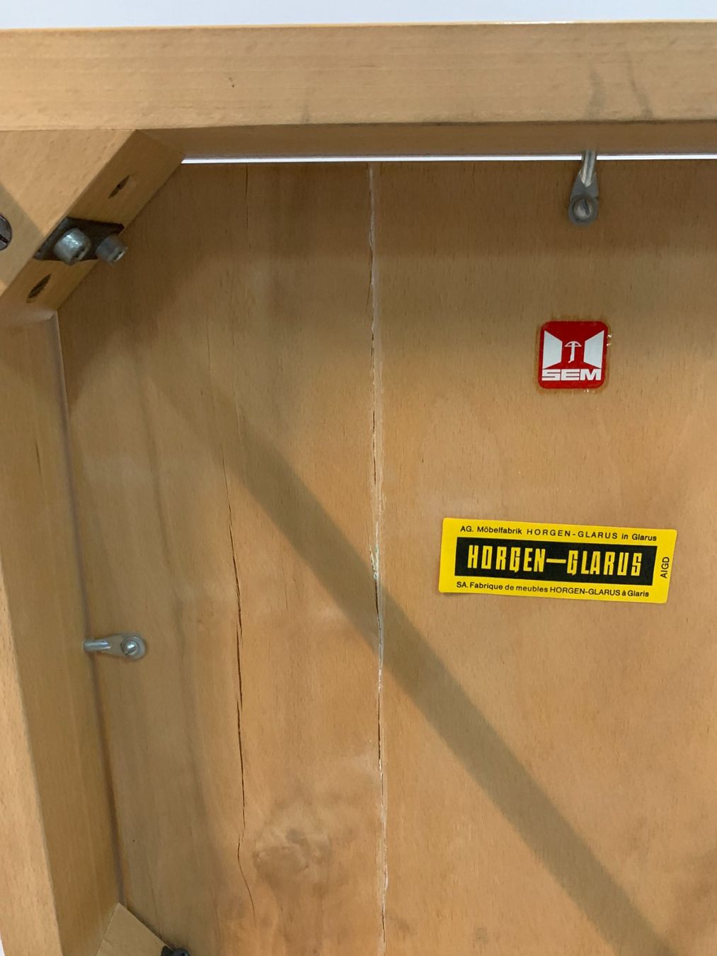 Horgen Glarus Stühle: Stapelstuhl von Horgenglarus mit Armlehne – Gebraucht aus Zürich von ZuercherBrockenhaus 5