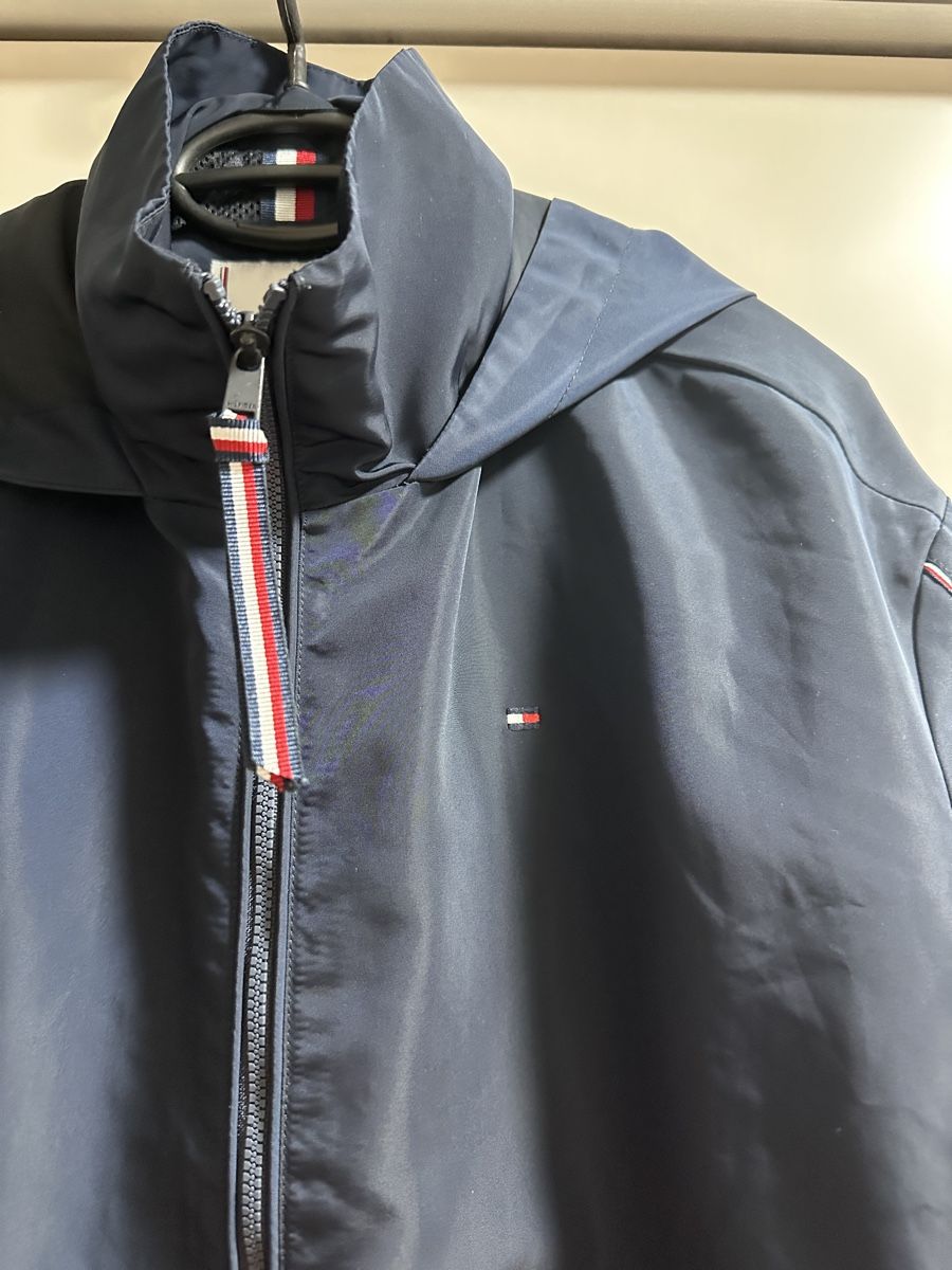 Tommy Hilfiger Giacche: Jacke Tommy Hilfiger marineblau  – Nuovo (secondo la descrizione) da Oberurnen venduto da nes_8xqt 1