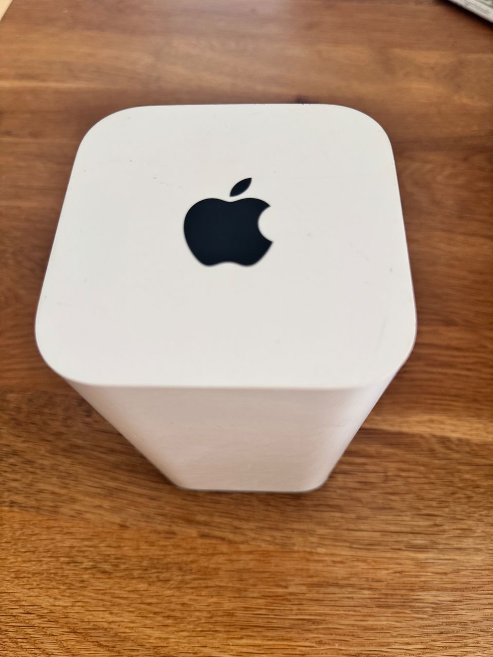 Apple Modem & Router: Apple A1470 Time Capsule! – Usato da Einsiedeln venduto da Nadine_Nadine 3