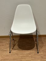 Vitra Eames Plastic Side Chair weiss Untergestell Stahlrohr