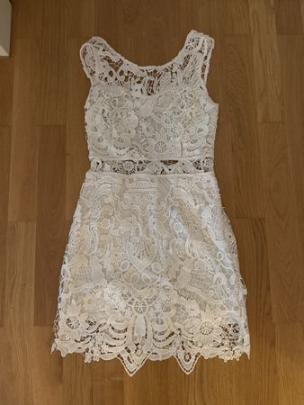 Bershka Kleid