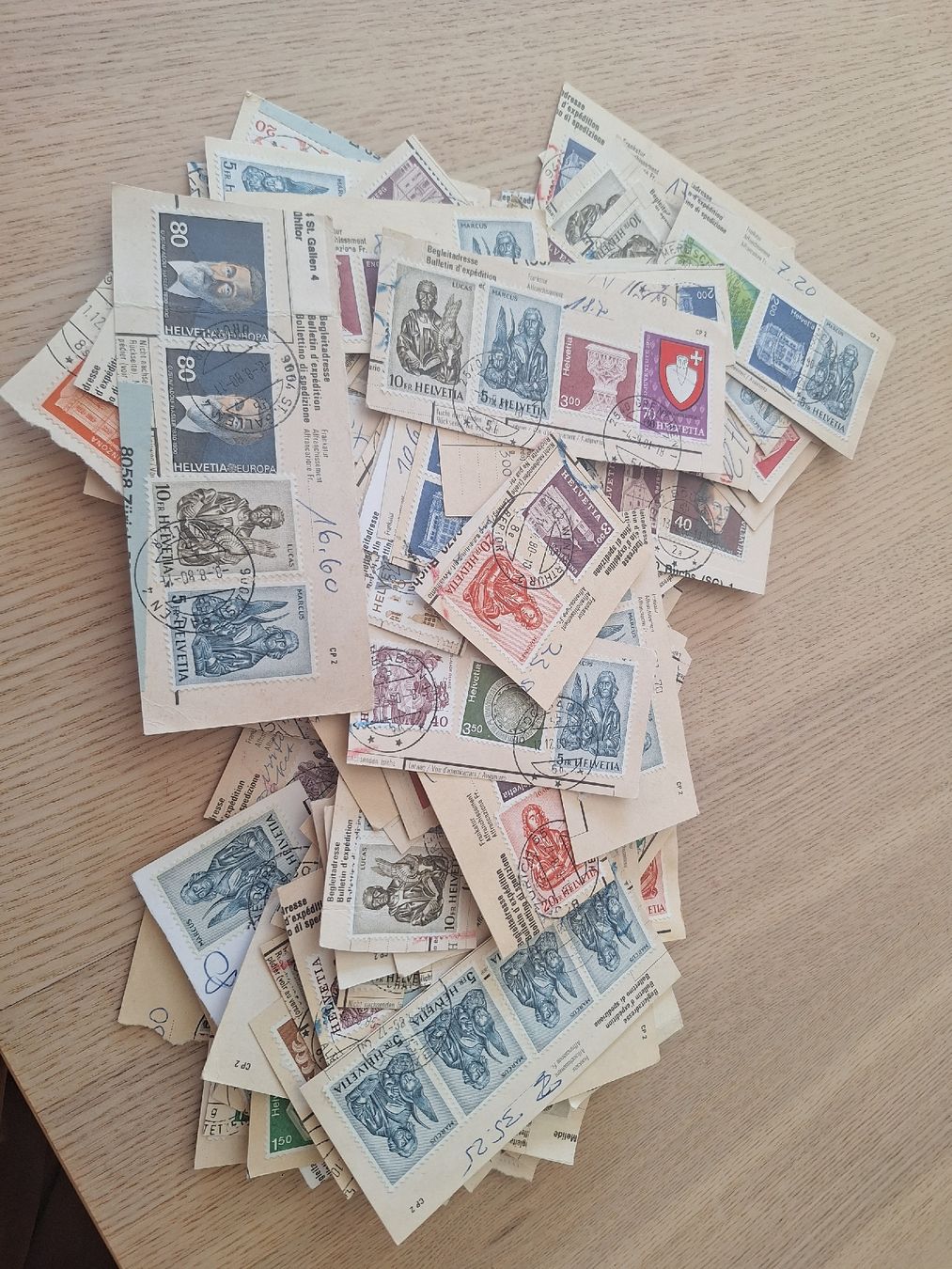 Tutti i francobolli: Briefmarken Sammlung Schweiz hohe Werte – Usato da Schaffhausen venduto da RicardoSchaffhausen