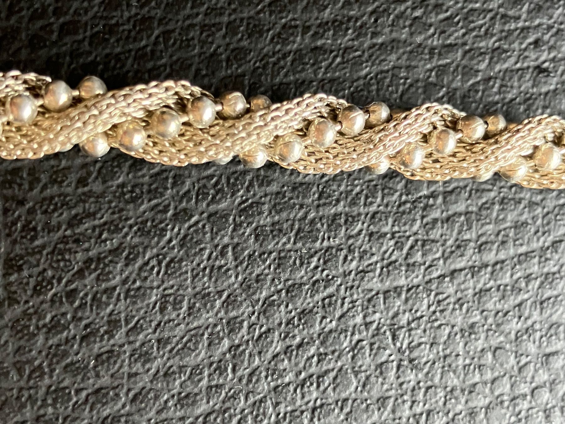 Catenine: Collier vintage torsadé argenté – Usato da Peseux venduto da Chimon59 2