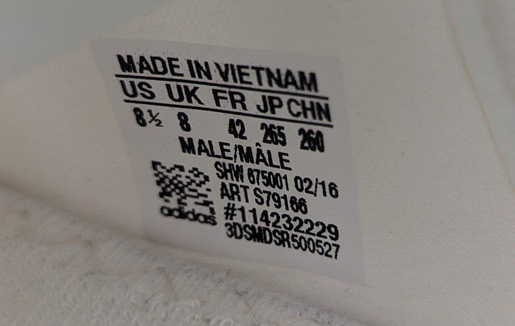 Adidas Herrenschuhe: Adidas NMD_R1 Grösse 42 – Neu und originalverpackt aus Pfäffikon ZH von Pfauwow 4