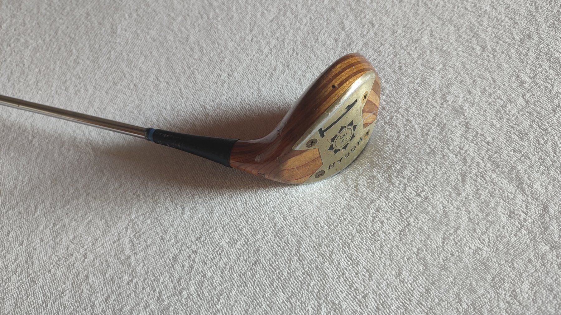 Mazze & Set: Golfschläger Antik aus Holz – Usato da Bäretswil venduto da Gartenzwergin 1