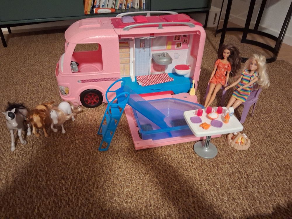 Barbie Wohnmobil Mit Pool