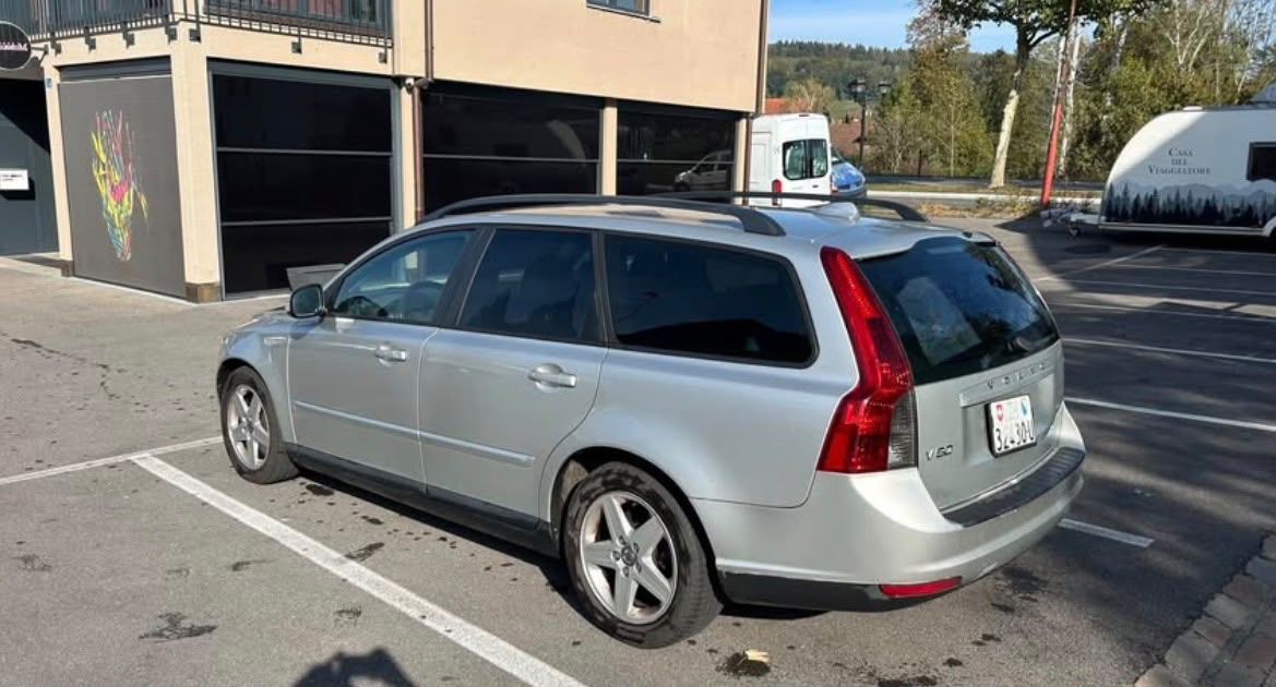 Volvo Automobili: Volvo V50 2.0D   AB MFK! – Usato da Fehraltorf venduto da bri_m65j 2