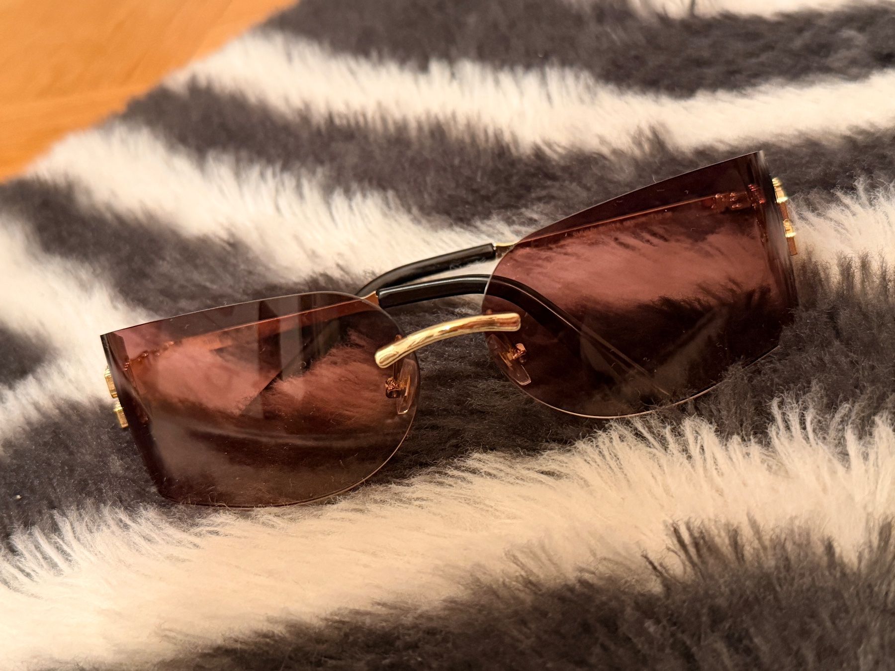 Miu Miu Occhiali & Lenti: Sonnenbrille Miu Miu – Nuovo (secondo la descrizione) da Dietikon venduto da jes_2jbf 1