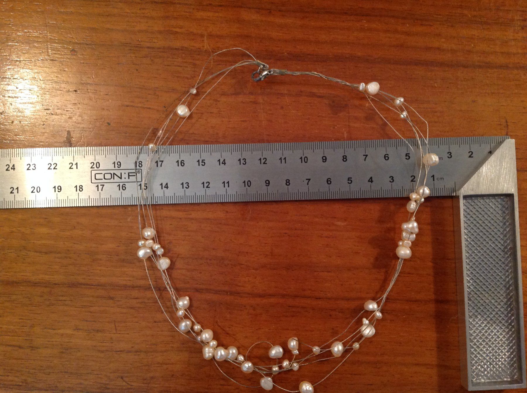 Colliers: collier de perles - à démêler – D'occasion à Vuiteboeuf par broticaire 1