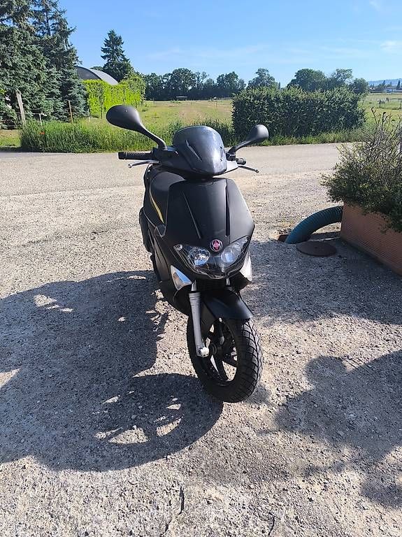 Gilera Scooter: Gilera Runner 125 ST 4T – Usato da genève venduto da centiero