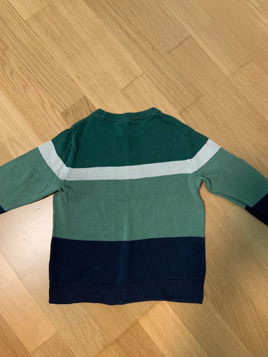 Maglioni & Felpe: H&M Kinder Pullover, Gr. 98/104 – Usato da Zürich venduto da bur_6jq9 2