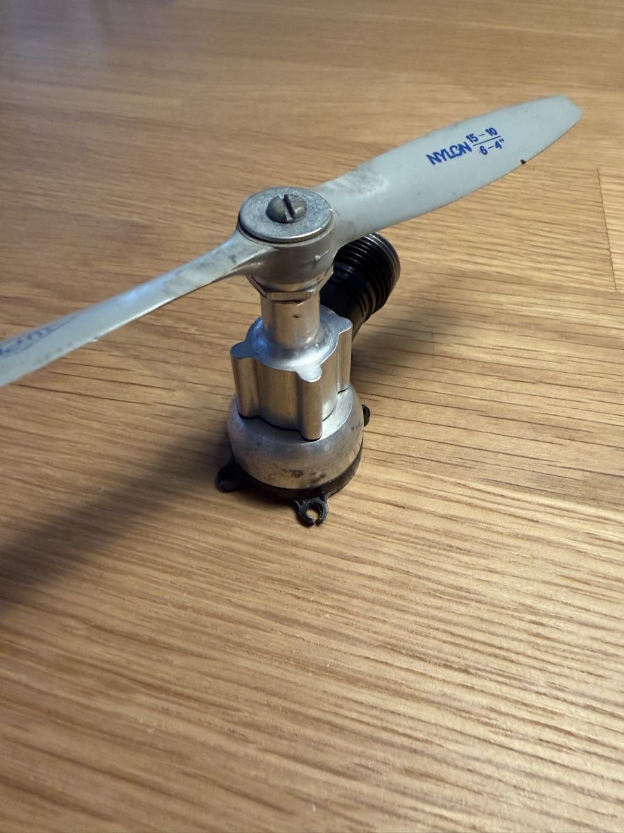 Motoren: Cox Thimble Drome Modellmotor mit Propeller – Gebraucht aus Rorschach von mar_nl6c 1