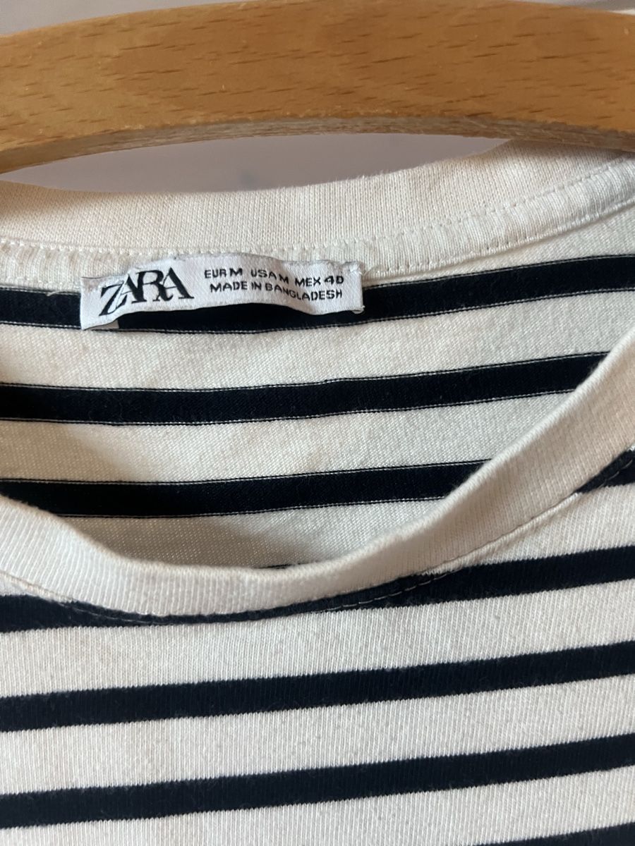 Zara T-shirt: Zara Striped T-Shirt – Usato da Altstätten SG venduto da Melval22 1