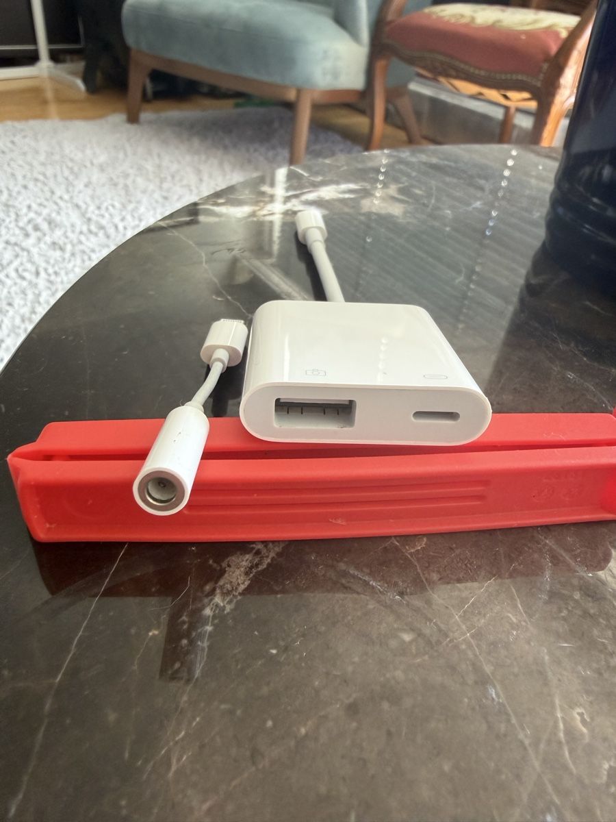 Apple Laufwerke & Adapter: Apple Lightning Adapter Set, Kamera und Audio. – Neu (gemäss Beschreibung) aus Muri b. Bern von nap_br62 2