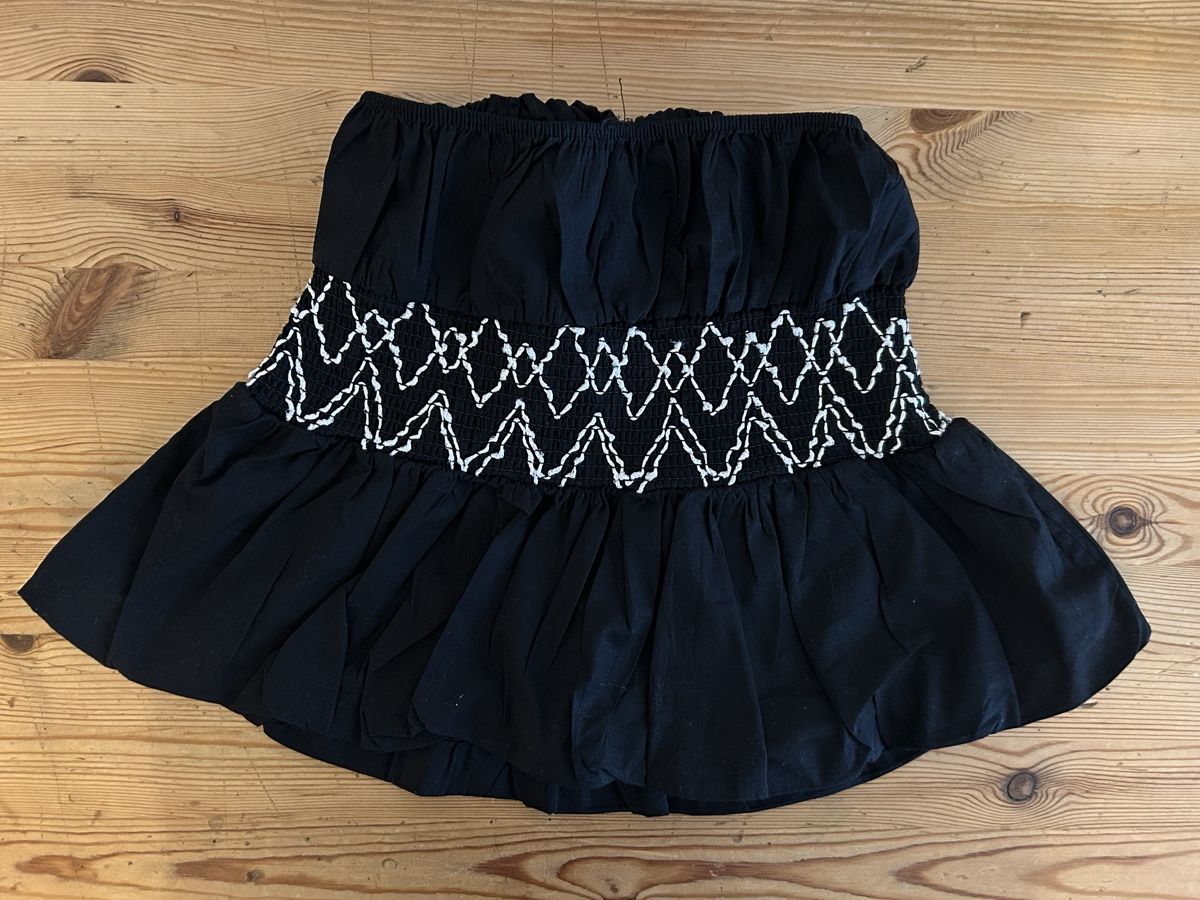Top: Schulterfreies Top - Bohostyle - Grösse M - Schwarz – Usato da Zürich venduto da Lolaa123 1
