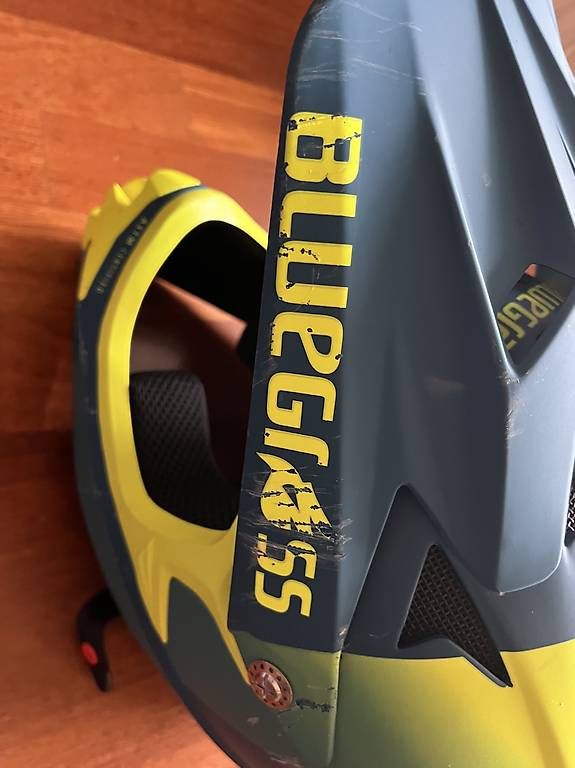 Helme: Bluegrass -Integral-Helm – Gebraucht aus Emmenbrücke von sida22 1