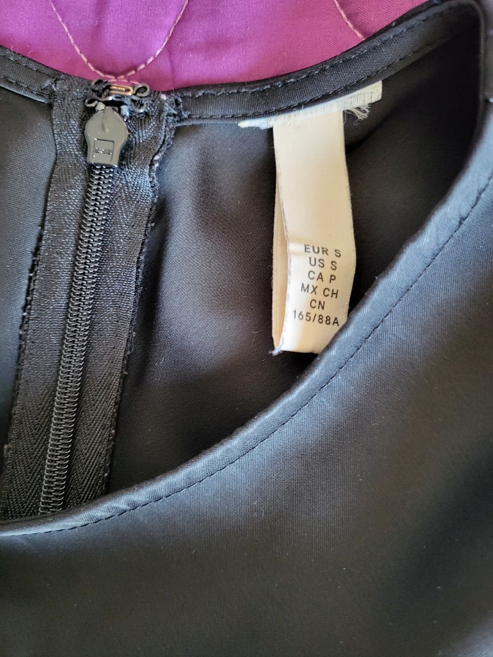 H&M Vestiti: Maxikleid aus Satin – Usato da Uetikon am See venduto da dar_75gg 4