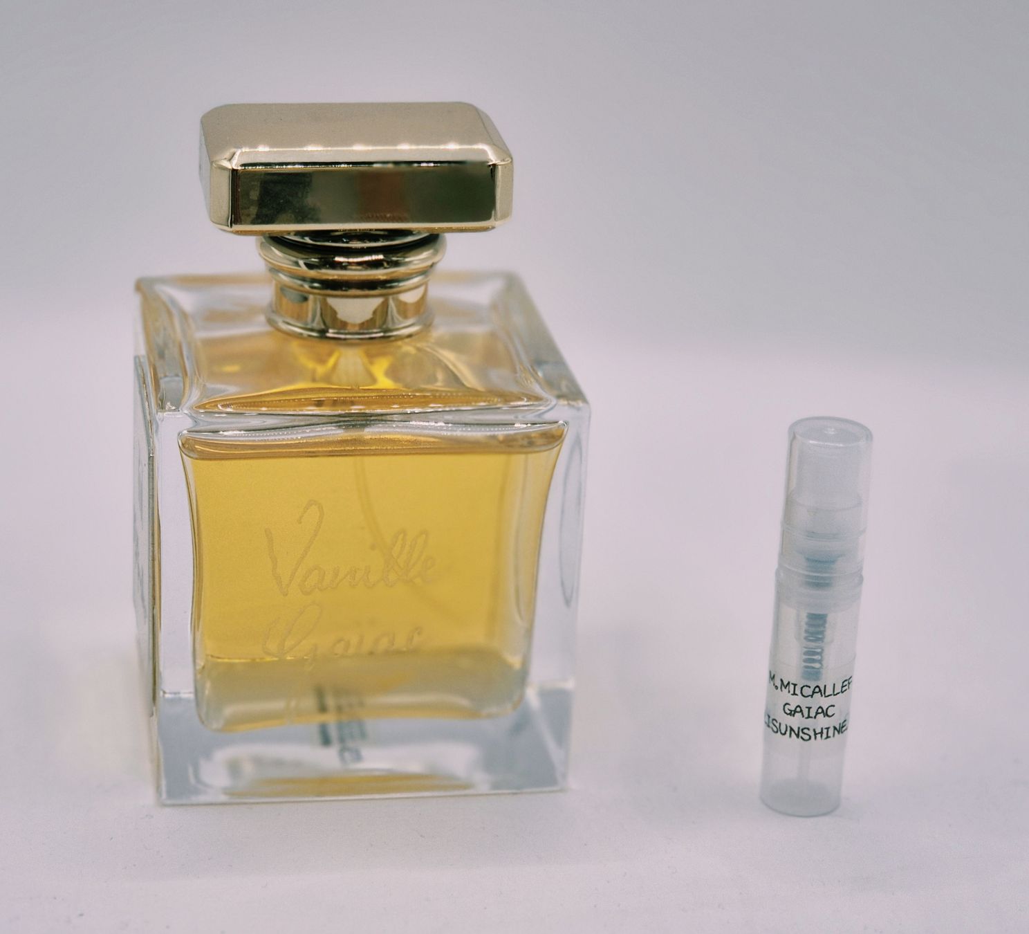 Profumi & Eau de Toilette: 2 ml GAIAC M.MICALLEF ABFÜLLUNG – Nuovo (secondo la descrizione) da St. Gallen venduto da CaliSunshine