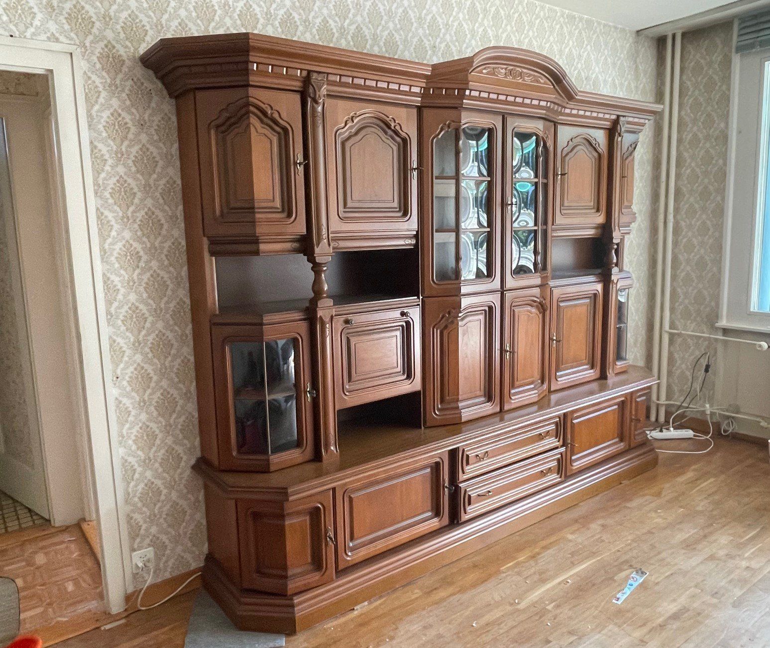 Büffets: Buffet avec commode et meuble TV – Gebraucht aus Satigny von rob_6zj8