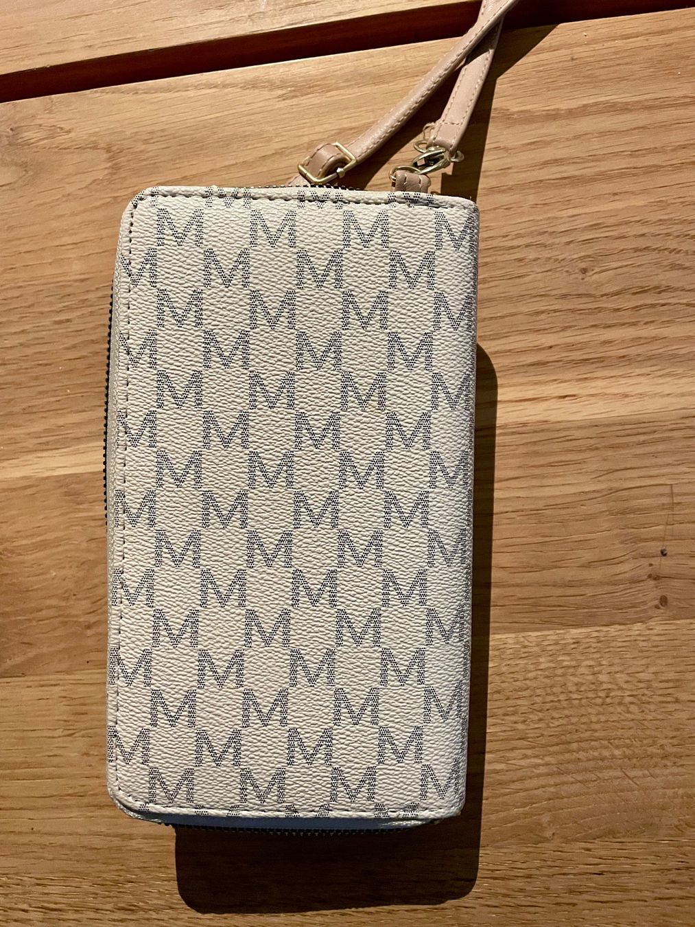 Borse da donna: Handytasche inkl.Portemonaille – Nuovo (secondo la descrizione) da Fehraltorf venduto da Marlene4 4