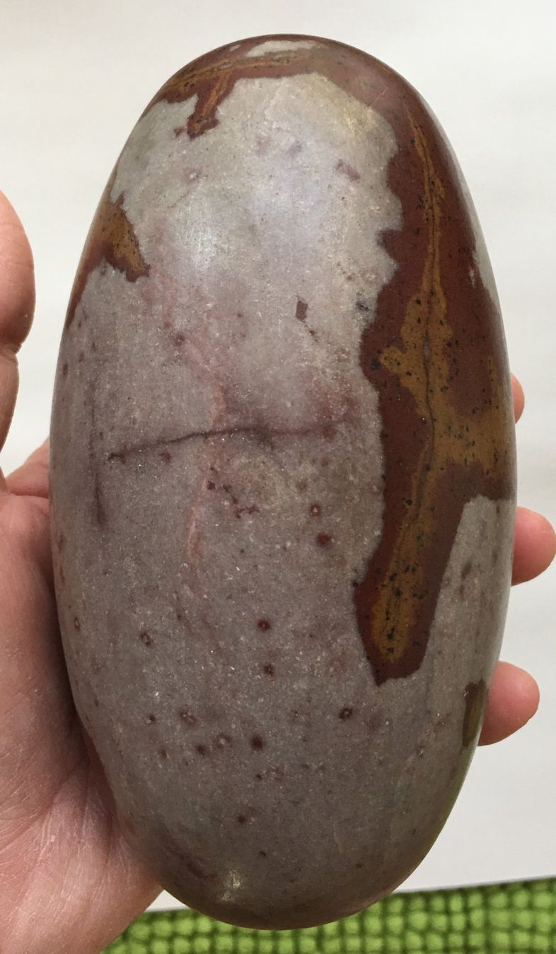 Minerali & Pietre curative: shiva lingam env. 1650gr – Usato da Vevey venduto da zabounetta 1