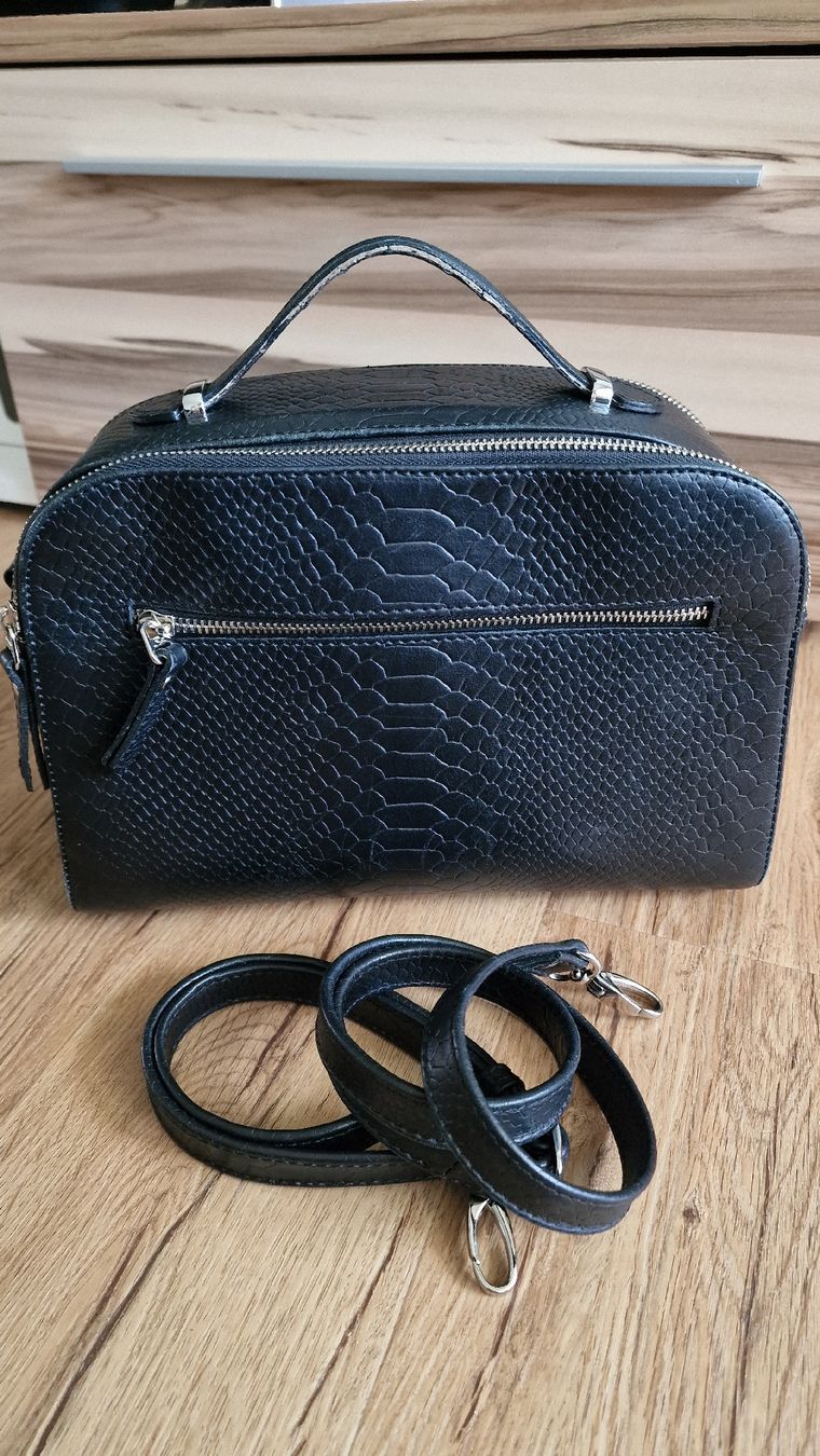 Taschen: Schicke schwarze Handtasche mit Reptilienmuster – Gebraucht aus Mönchaltorf von nzhuravel 1