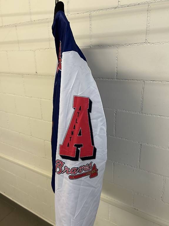 Jacken: Atlanta Braves MLB Light Jacket – Gebraucht aus Effretikon von PrimeTimeB 2