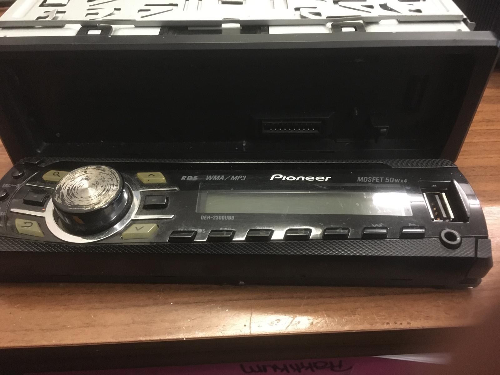Radio: Pioneer Autoradio CD, MP3 – Usato da Frauenfeld venduto da stern081 1