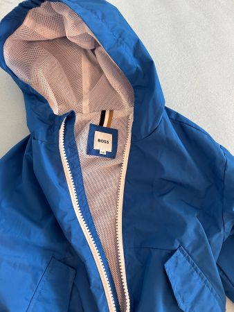 Boss Kinder Jacke, Gr. 98-104, leicht, NEU
