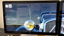 Apple LED Cinema Display 27" – 2560 × 1440