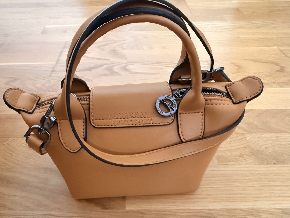 Longchamp Altro in  Abbigliamento & Accessori: Sac à main Longchamp couleur camel  – Usato da Sugiez venduto da Mlle_Bakets 1